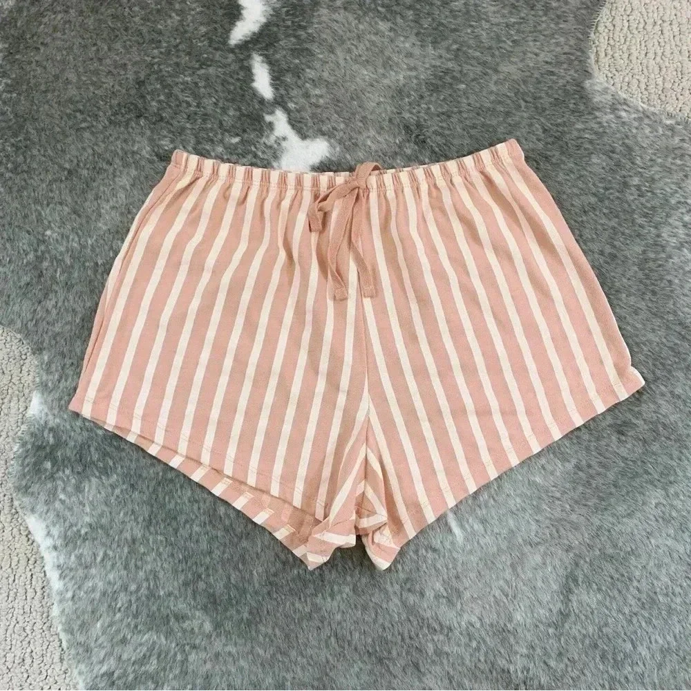 NWOT Weekend Soul Lounge Shorts - Picture 3 of 14
